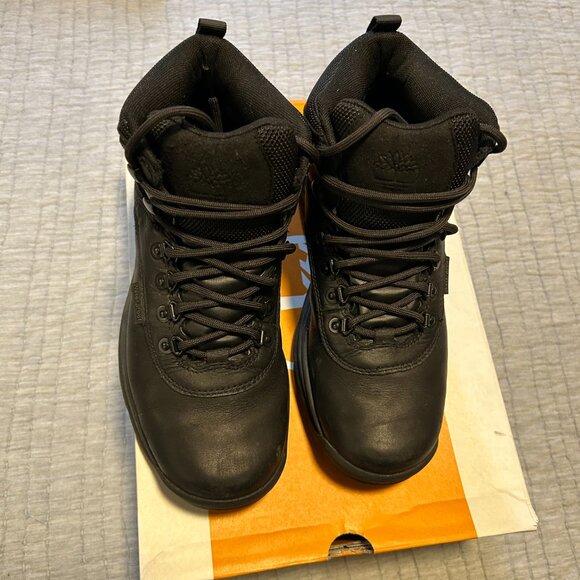 Lightly Worn Timberland\'s main image 5